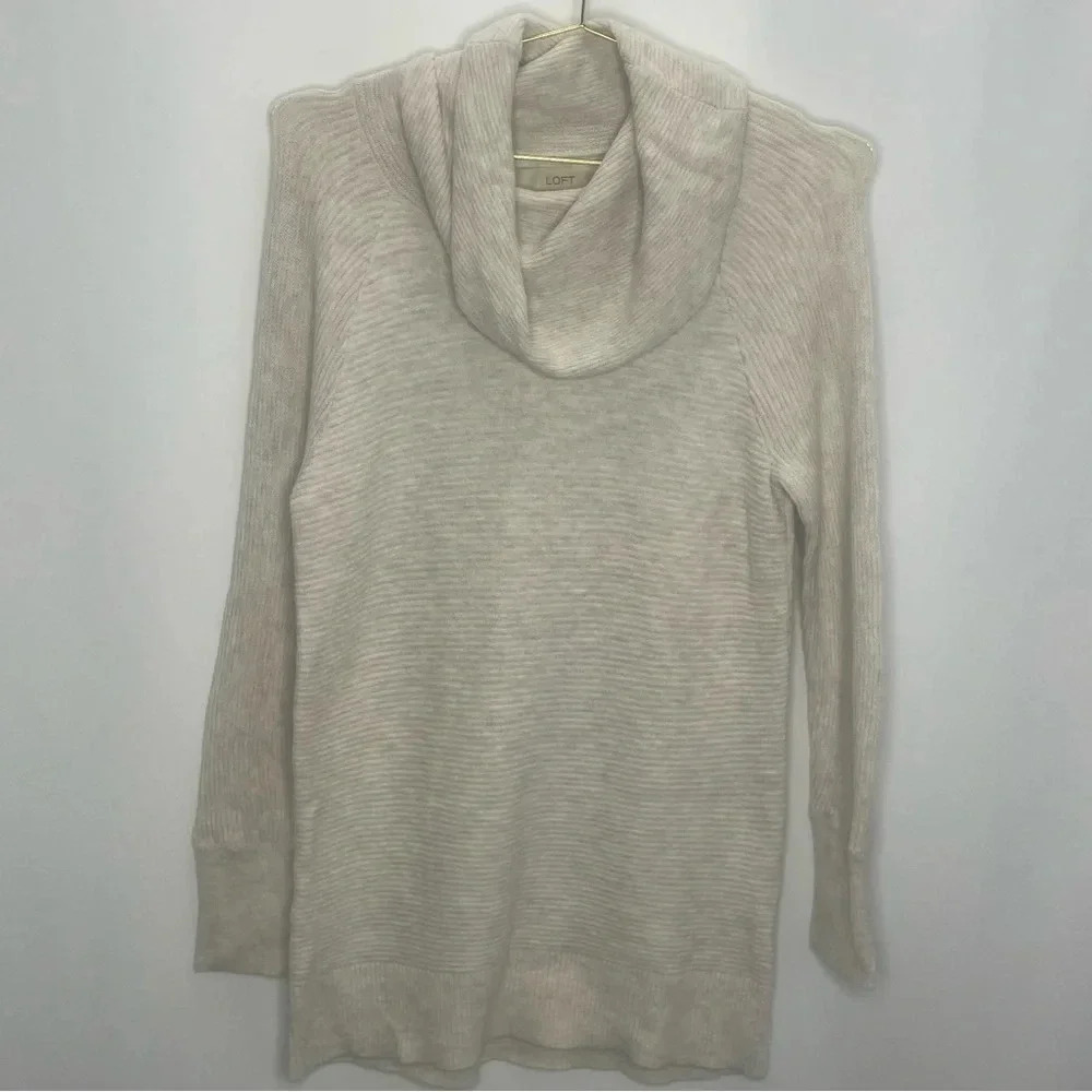 Loft Ribbed Turtle Neck Pullover Sweater